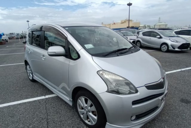 Toyota Ractis G S Package thumbnail 2