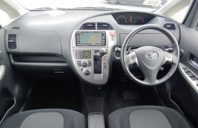 Toyota Ractis G S Package thumbnail 5