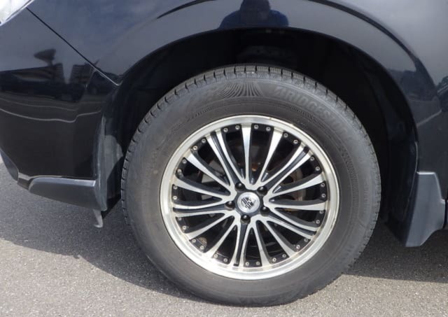 Subaru FORESTER thumbnail 8