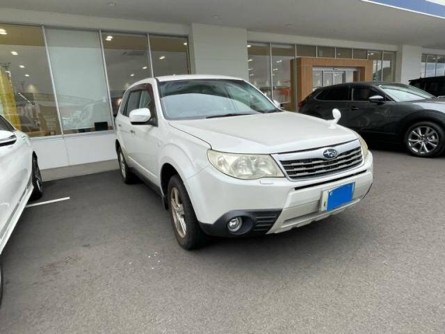 Subaru FORESTER thumbnail 3