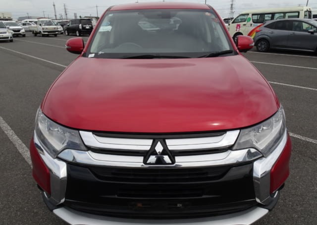 Mitsubishi Outlander thumbnail 6