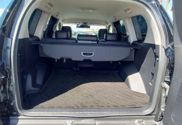 Toyota LAND CRUISER PRADO thumbnail 10
