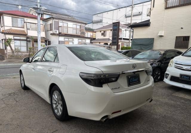 Toyota Mark X thumbnail 8