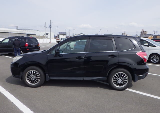 Subaru FORESTER thumbnail 2