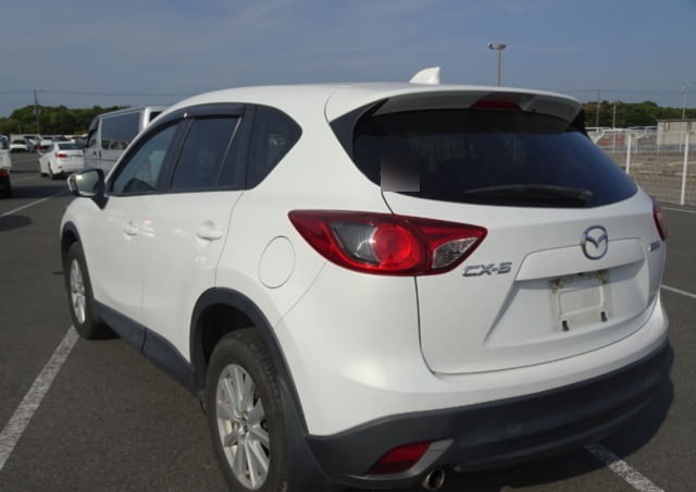 Mazda CX-5 thumbnail 3