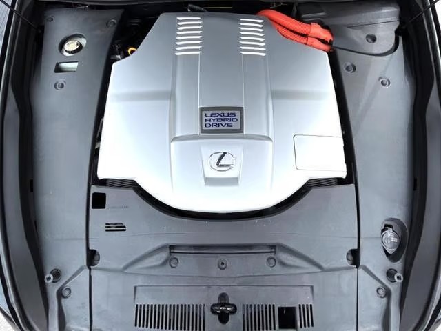Lexus LS600h thumbnail 9