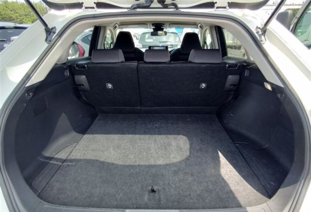 TOYOTA HARRIER thumbnail 8