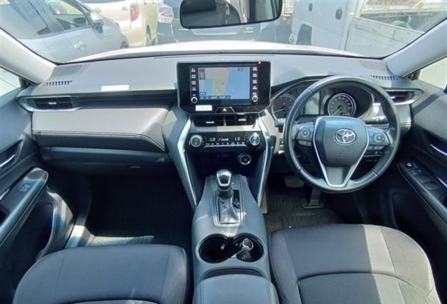TOYOTA HARRIER thumbnail 5