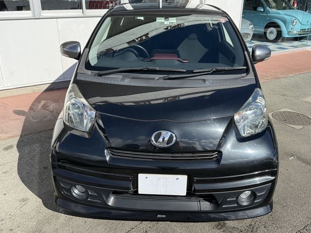 TOYOTA IQ thumbnail 2
